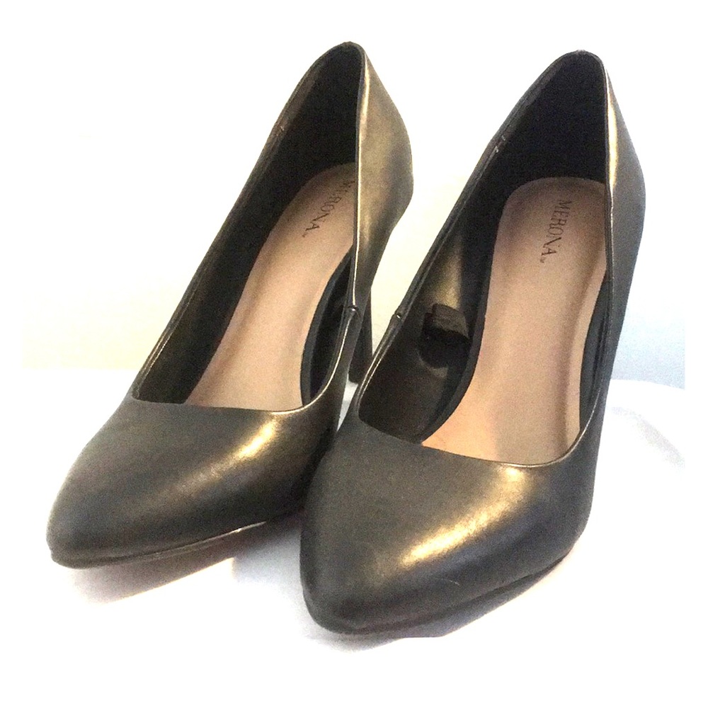Black heels
